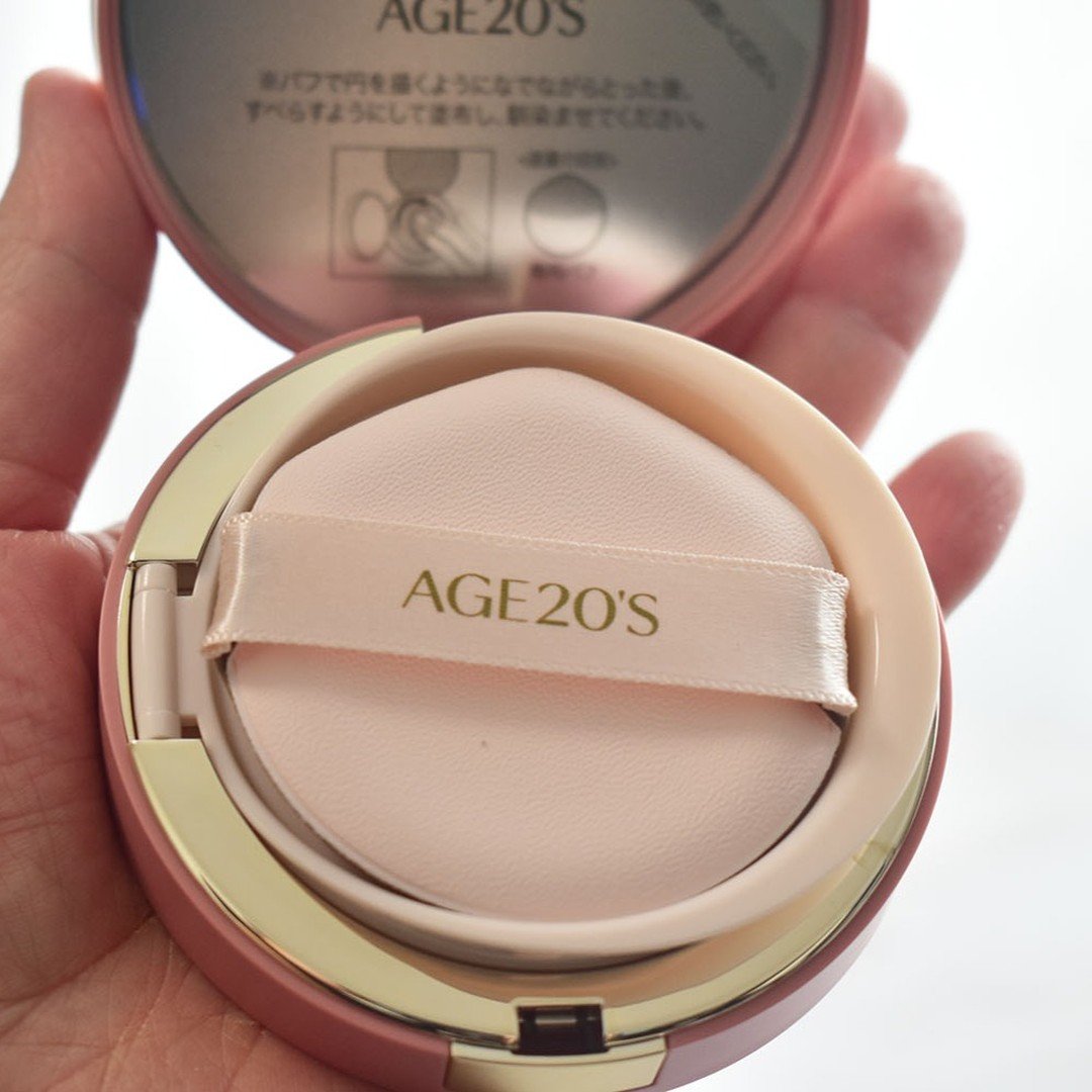 ヴェールヌーディ エッセンスパクトグロウ 20 オークル/AGE20’s/クリーム・エマルジョンファンデーションを使ったクチコミ（3枚目）