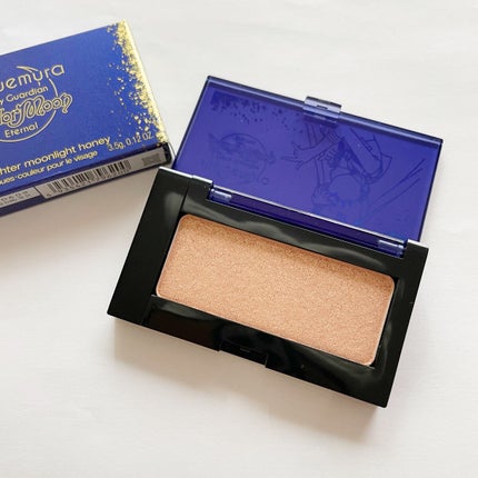 ムーン クライシス ハイライター/shu uemura/パウダーハイライトを使ったクチコミ(4枚目)