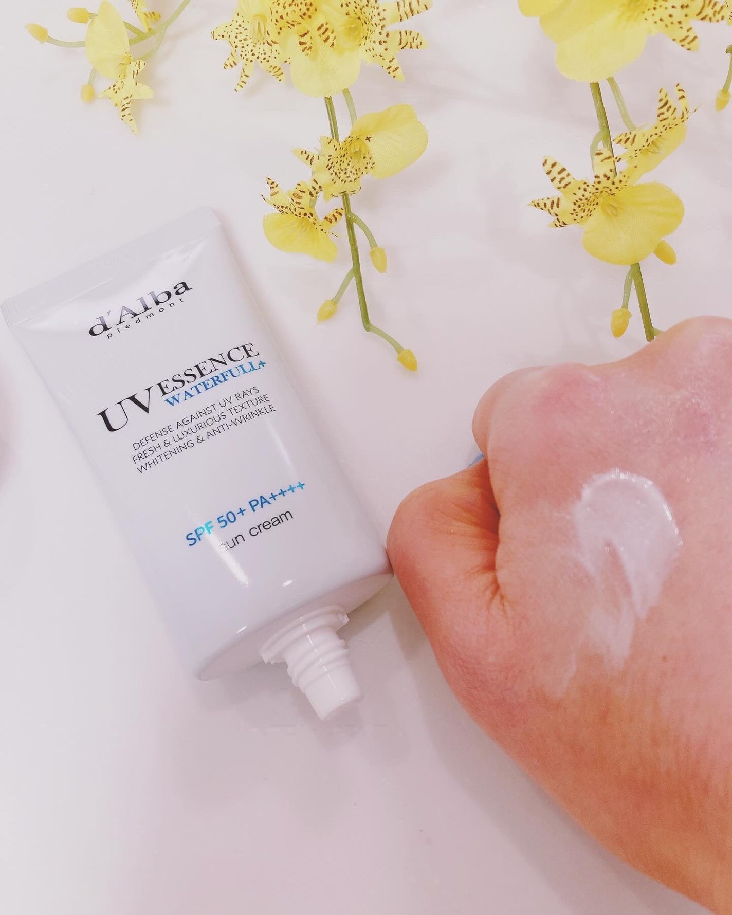 ダルバ ウォータフル エッセンス サンクリーム/ダルバ/日焼け止めクリームを使ったクチコミ(2枚目)