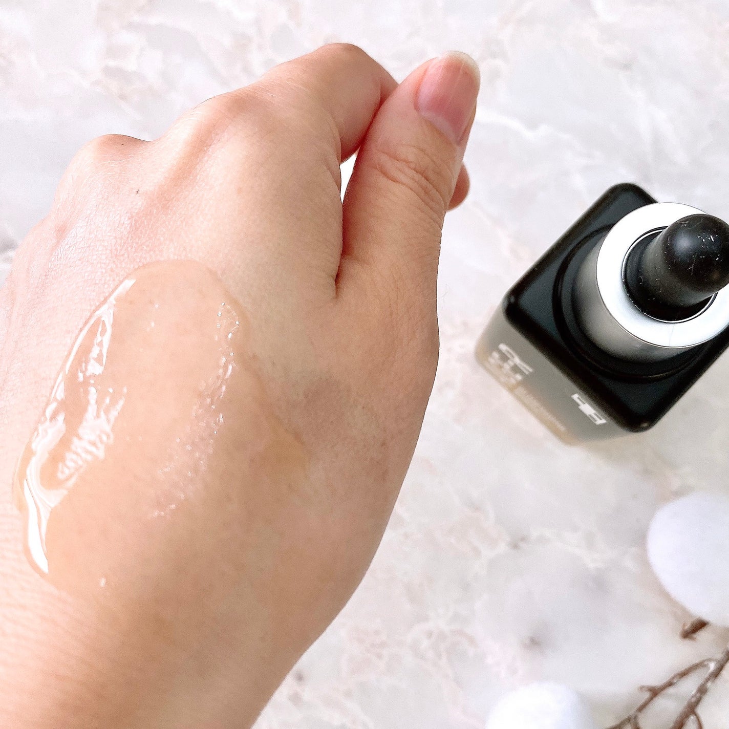 グルタチオングロウアンプル/MEDICUBE/美容液を使ったクチコミ(4枚目)