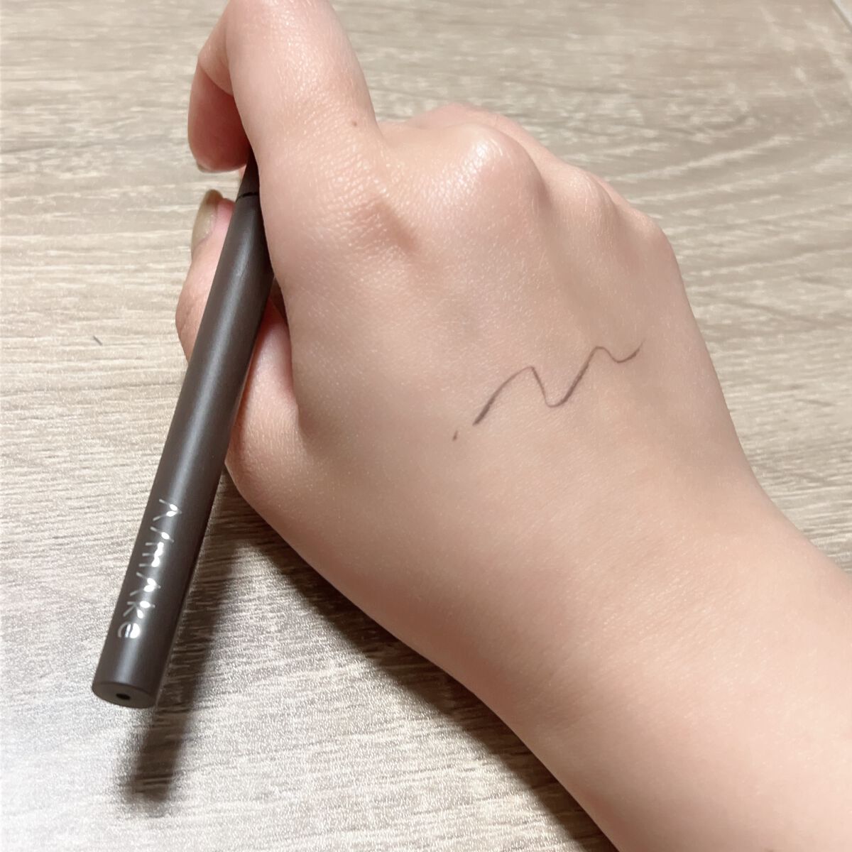 エーメイク マットリキッドアイライナー /A/mAke/リキッドアイライナーを使ったクチコミ(2枚目)