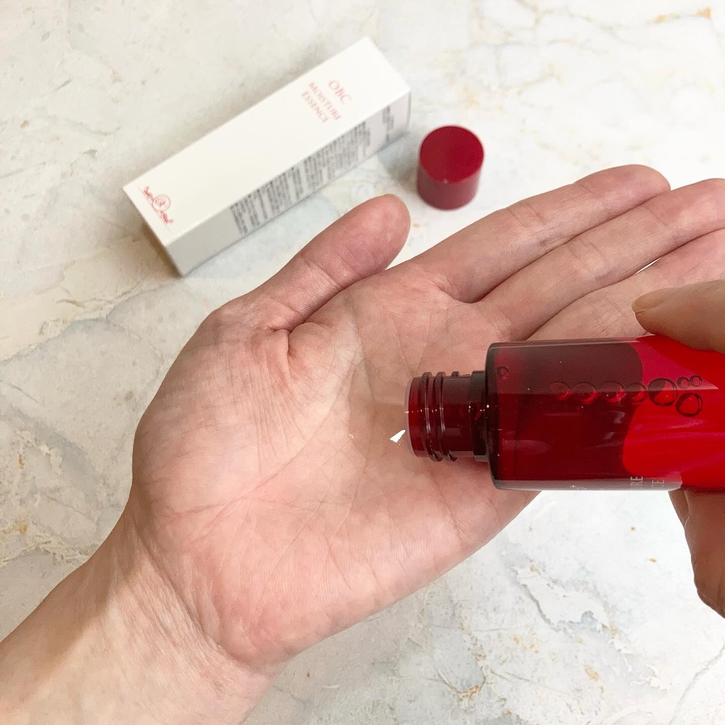 obcモイスチャーエッセンス/obc cosmetics/美容液を使ったクチコミ（3枚目）