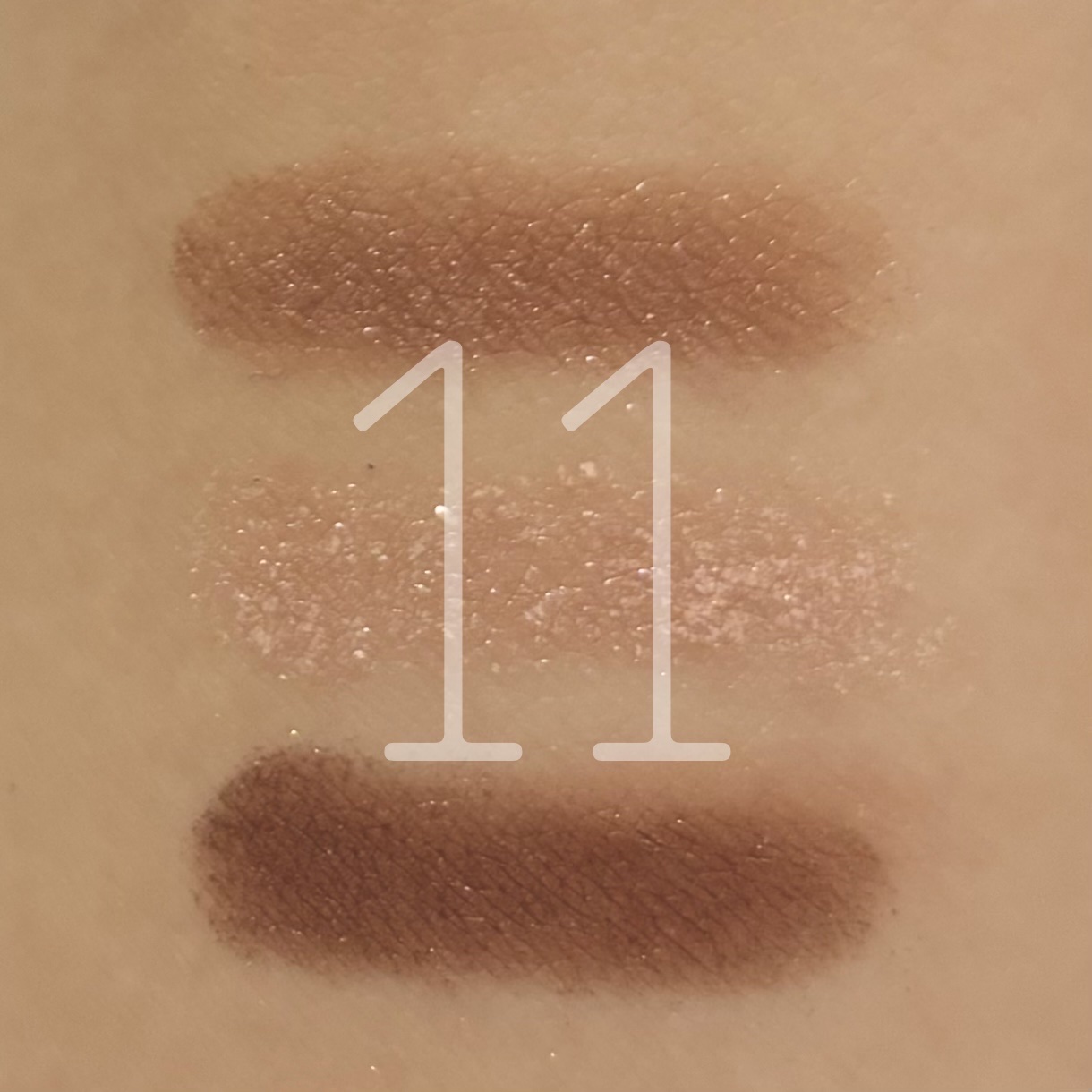 ジューシーピュアアイズ/キャンメイク/アイシャドウパレットを使ったクチコミ（2枚目）