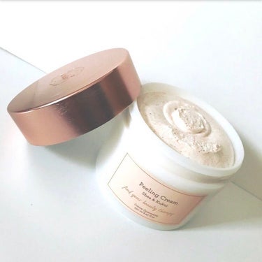 Laline シア＆ククイ ピーリングボディクリームのクチコミ「•Laline•
Shea&Kukui  Peeling Cream


死海の塩で肌を柔らか.....」（2枚目）