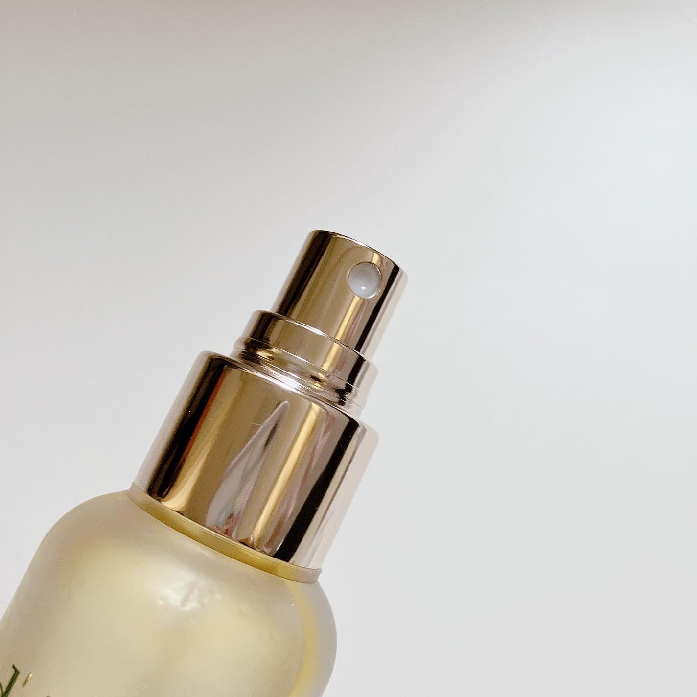 ダルバ ホワイトトリュフファーストスプレーセラム/ダルバ/ミスト状化粧水を使ったクチコミ(3枚目)