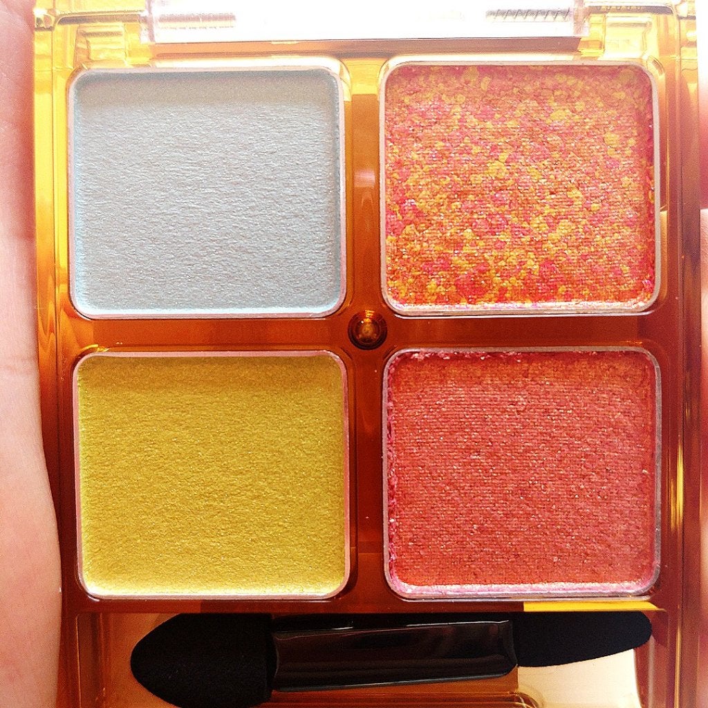 ビーチバカンスグリッターパレット/KATE/アイシャドウパレットを使ったクチコミ(6枚目)