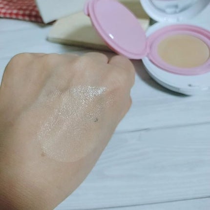 デューイーメッシュファンデーション/ASUNE /クッションファンデーションを使ったクチコミ(9枚目)