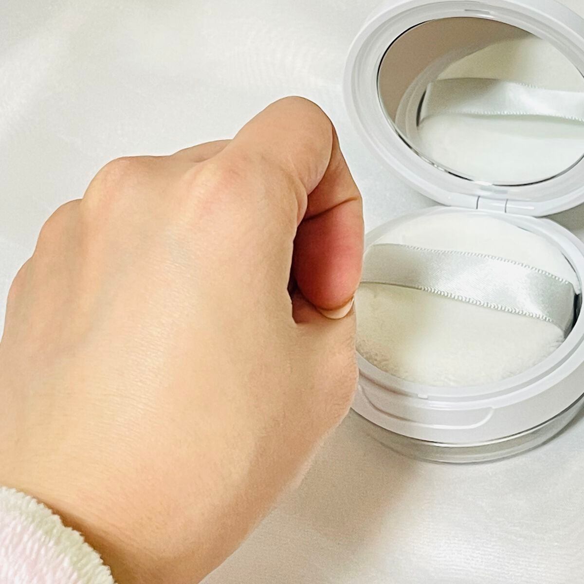 ポアレスフィクサー/プリマヴィスタ/ルースパウダーを使ったクチコミ(3枚目)