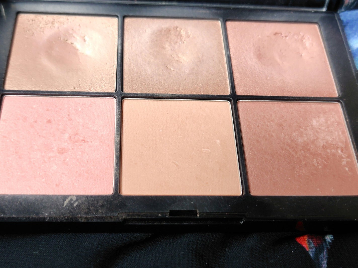 オーバーラスト チークパレット/NARS/パウダーチークを使ったクチコミ(2枚目)