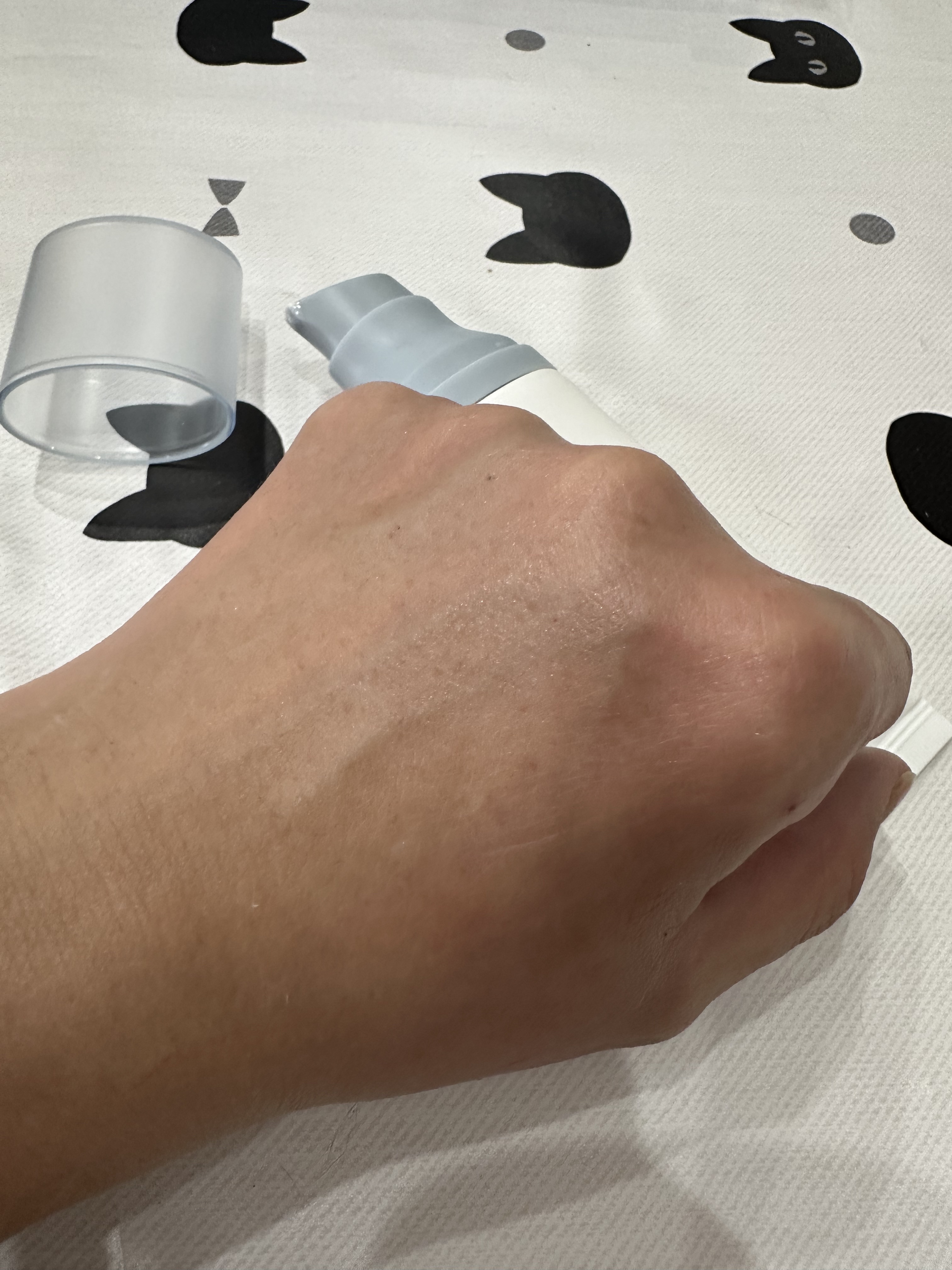 ヒアルーシカ ウォーターフィット サンセラム/SKIN1004/日焼け止めローションを使ったクチコミ（3枚目）