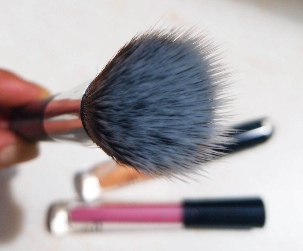 ティンテッド リップ オイル/e.l.f. Cosmetics/リップグロスを使ったクチコミ（2枚目）