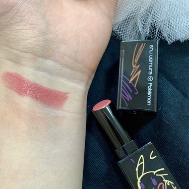 ルージュ アンリミテッド ラッカーシャイン＜2019年クリスマスコフレ限定＞ ロージー ショット/shu uemura/口紅を使ったクチコミ（2枚目）