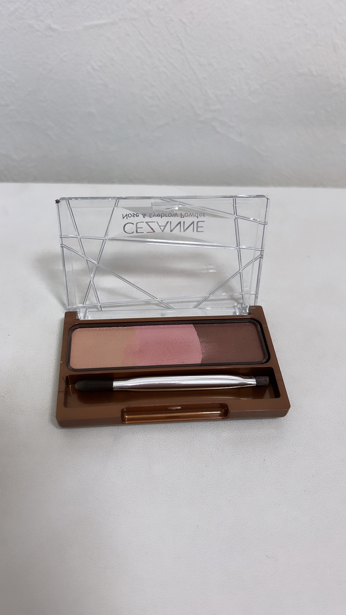 ノーズ＆アイブロウパウダー/CEZANNE/パウダーアイブロウを使ったクチコミ（1枚目）