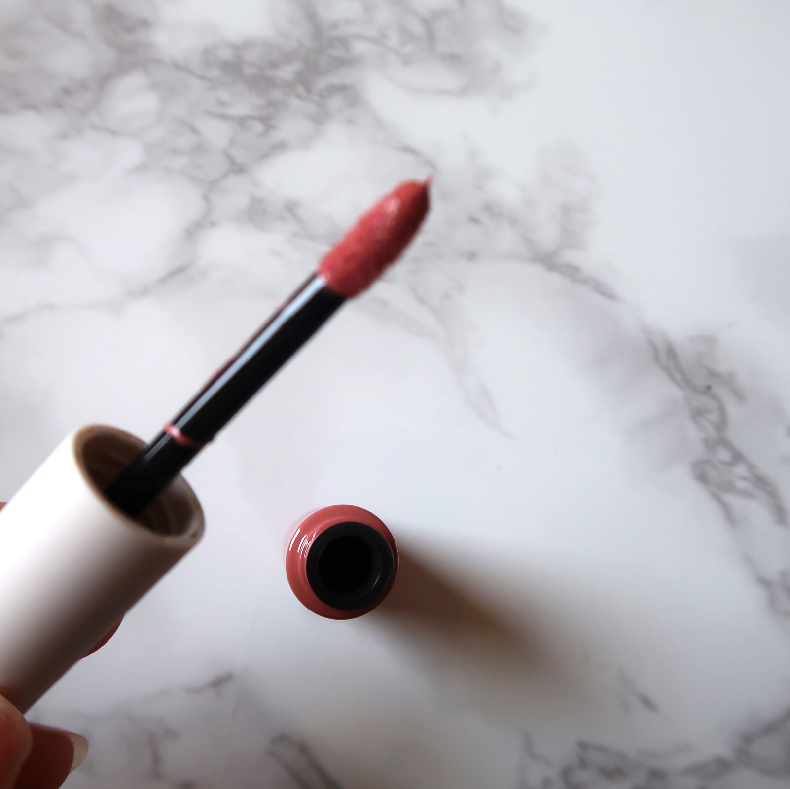 リキッド ルージュ 02 ピンクベージュ/ナチュラグラッセ/リップグロスを使ったクチコミ（2枚目）