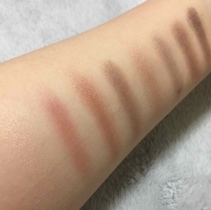 グラマラスヌード アイパレット (クリスマスコフレ 2017)/Visée/メイクアップキットを使ったクチコミ(2枚目)