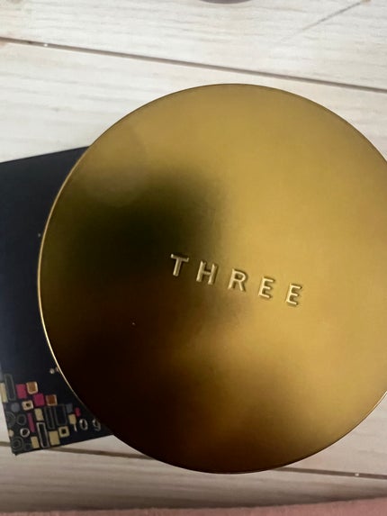 アドバンスドエシリアルスムースオペレーター ルースパウダー/THREE/ルースパウダーを使ったクチコミ(1枚目)