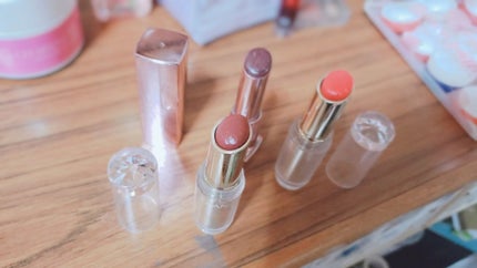 ラスティンググロスリップ/CEZANNE/口紅を使ったクチコミ(1枚目)