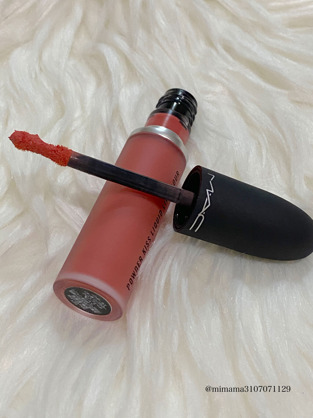 パウダー キス リキッド リップカラー クロスフェード/M・A・C/口紅を使ったクチコミ（3枚目）