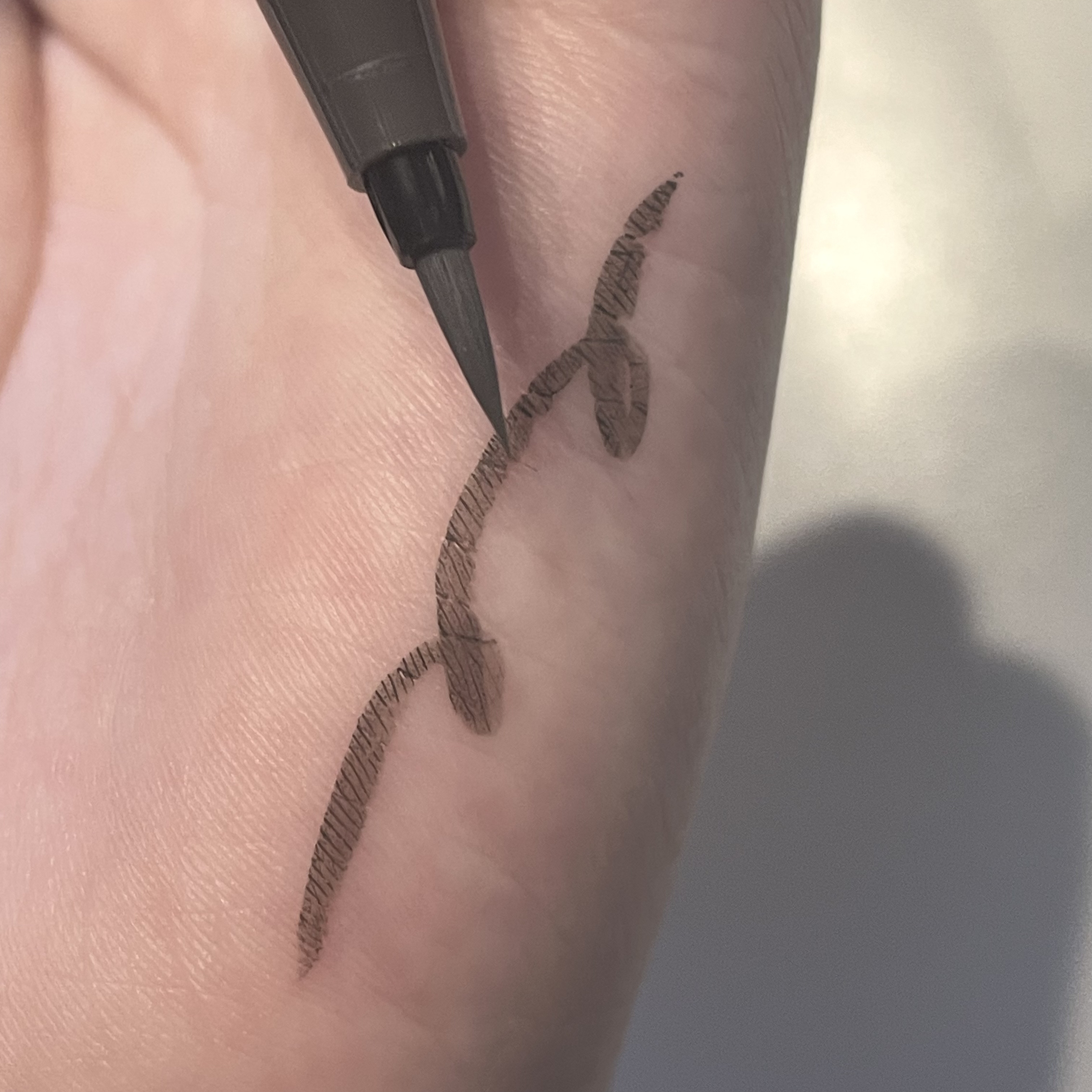 シルキーリキッドアイライナーWP/D-UP/リキッドアイライナーを使ったクチコミ（3枚目）