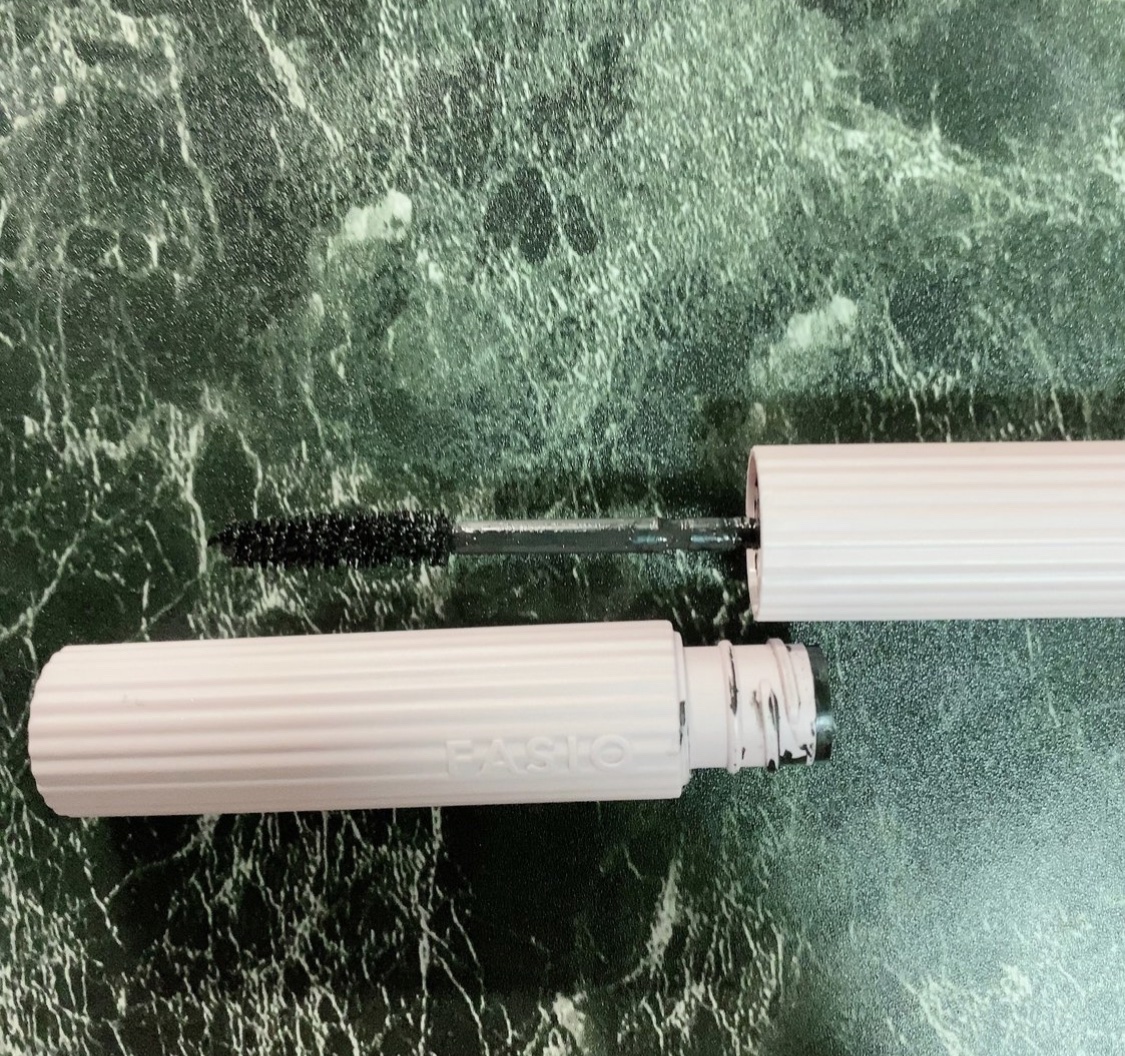 カールラッシュ フィクサー/Elégance/マスカラ下地を使ったクチコミ（2枚目）