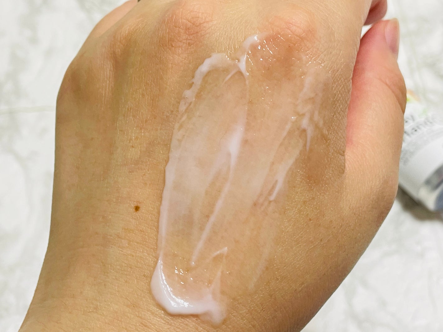 ハンドクリームライト/3ウェイ/ハンドクリームを使ったクチコミ(4枚目)