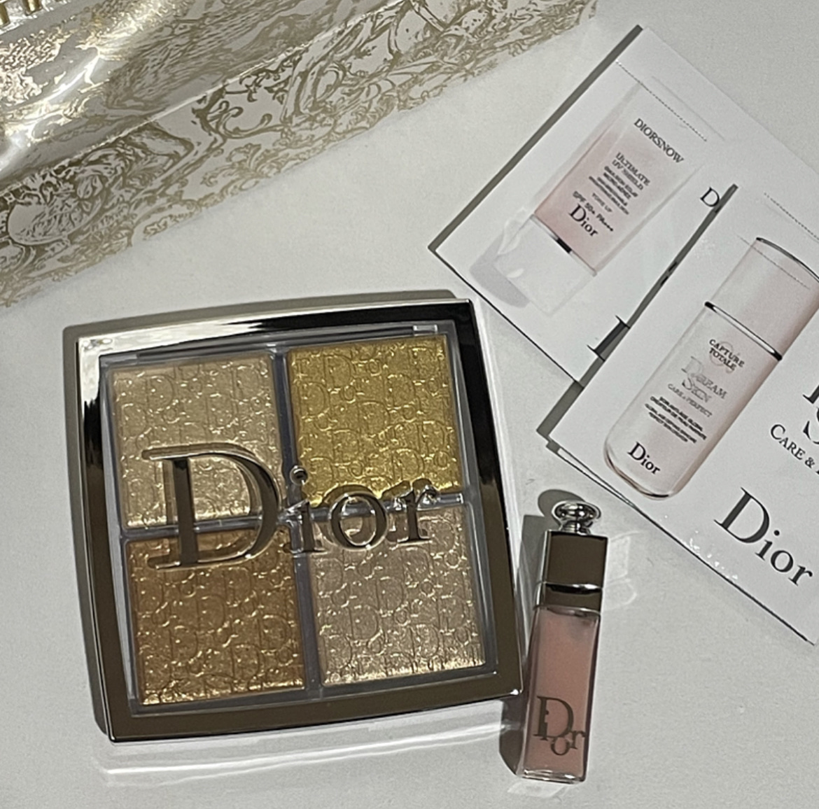 【旧】ディオール バックステージ フェイス グロウ パレット/Dior/ハイライトを使ったクチコミ（1枚目）