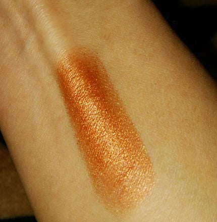 カラーセンセーショナル リップスティック D<マット メタリック コレクション>/MAYBELLINE NEW YORK/口紅を使ったクチコミ(2枚目)