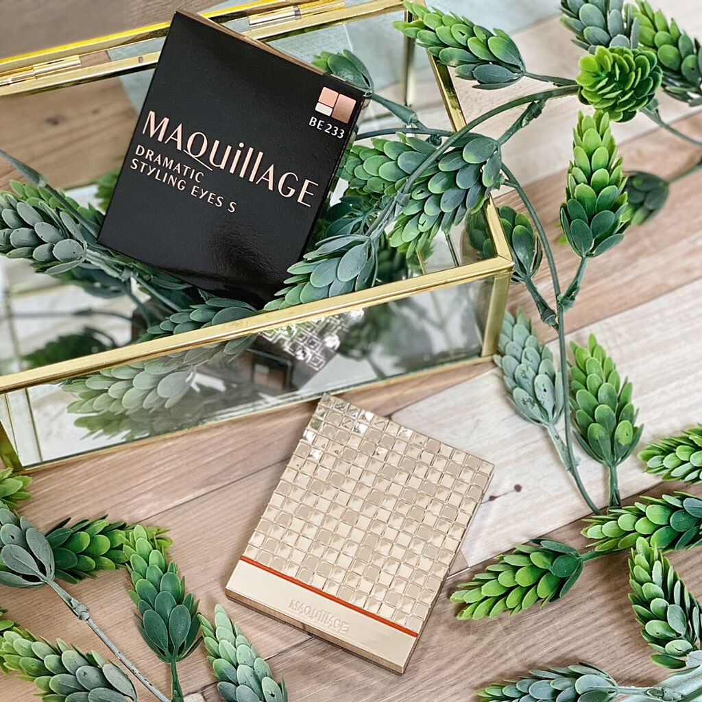 ドラマティックスタイリングアイズＳ/マキアージュ/アイシャドウパレットを使ったクチコミ（2枚目）