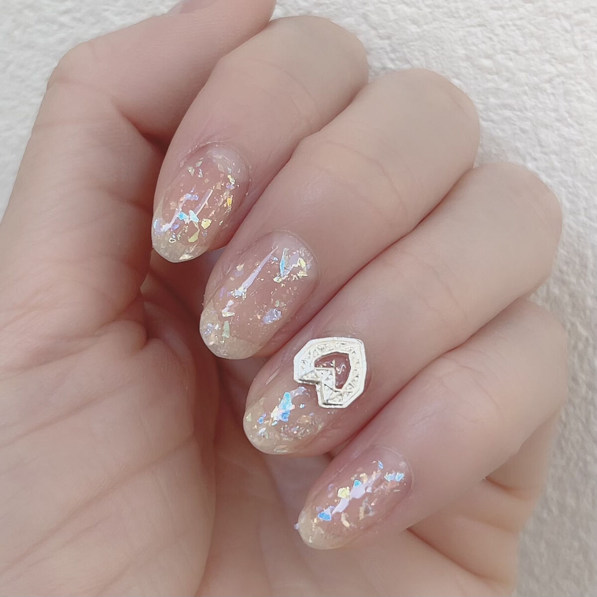 カラフルネイルズ N24 トゥインクルドロップ/キャンメイク/マニキュアを使ったクチコミ（3枚目）