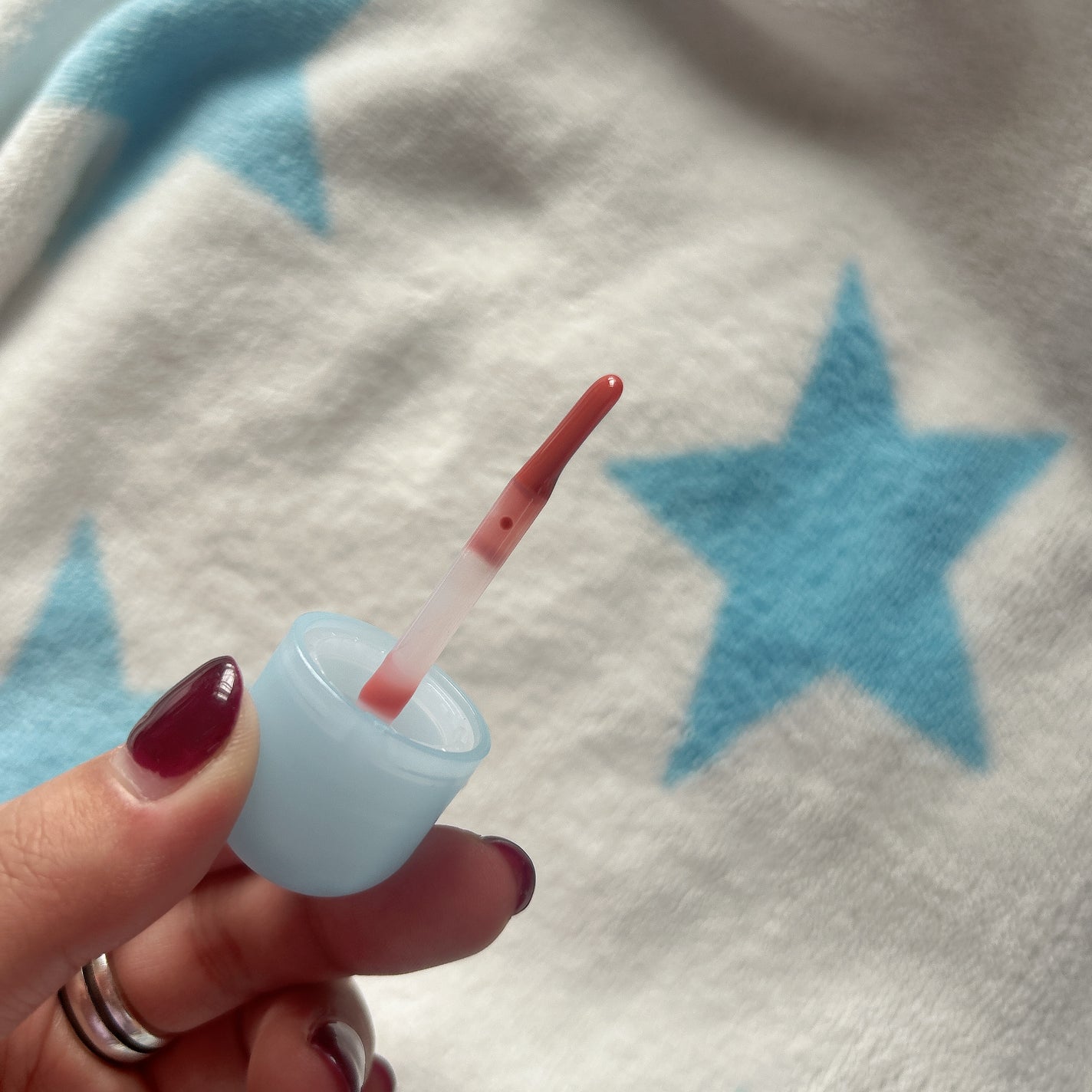 ジューシーベリープランピングリップオイル/TOCOBO/リップグロスを使ったクチコミ(4枚目)