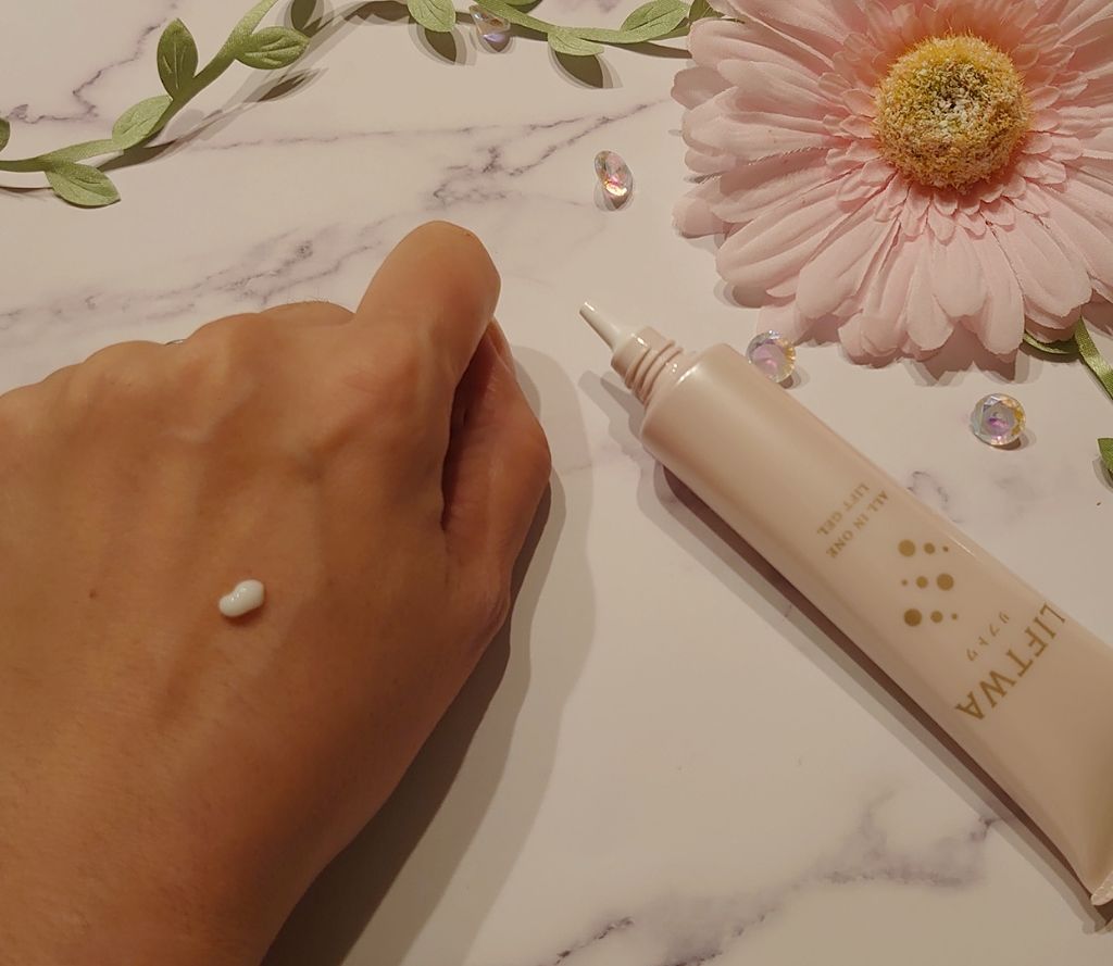 リフトアップオールインワンジェル/LIFTWA(リフトワ)/オールインワン化粧品を使ったクチコミ(2枚目)