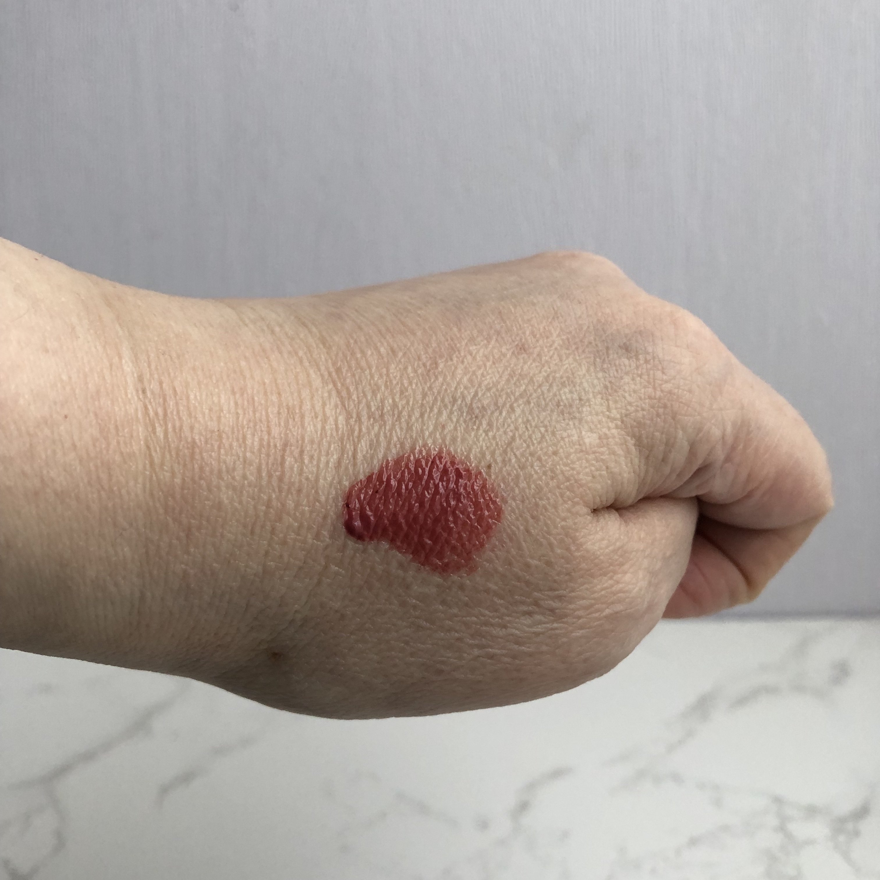 ムードインハンサーウォーターリキッドグロウ/hince/口紅を使ったクチコミ（3枚目）