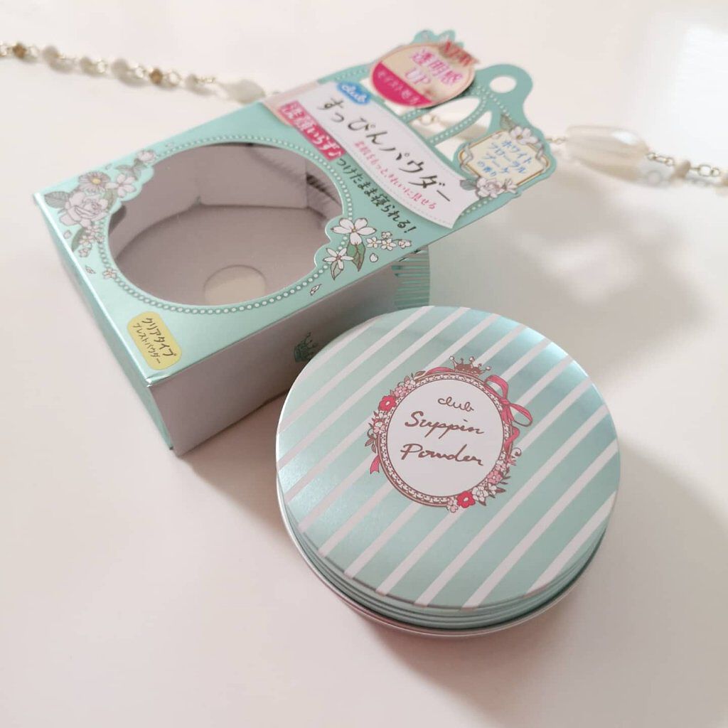 すっぴんパウダー  パステルローズの香り/クラブ/プレストパウダーを使ったクチコミ（1枚目）