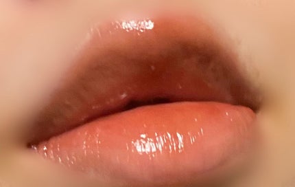 アンドバイロムアンド グラッシーボムティント/&nd by rom&nd/リップティントを使ったクチコミ(2枚目)