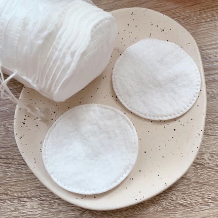 THE BODY SHOP オーガニックコットンパッド ラウンド のクチコミ「THE BODY SHOP
オーガニックコットン100%
化粧パッド🌿.*
100枚入で大容.....」(3枚目)