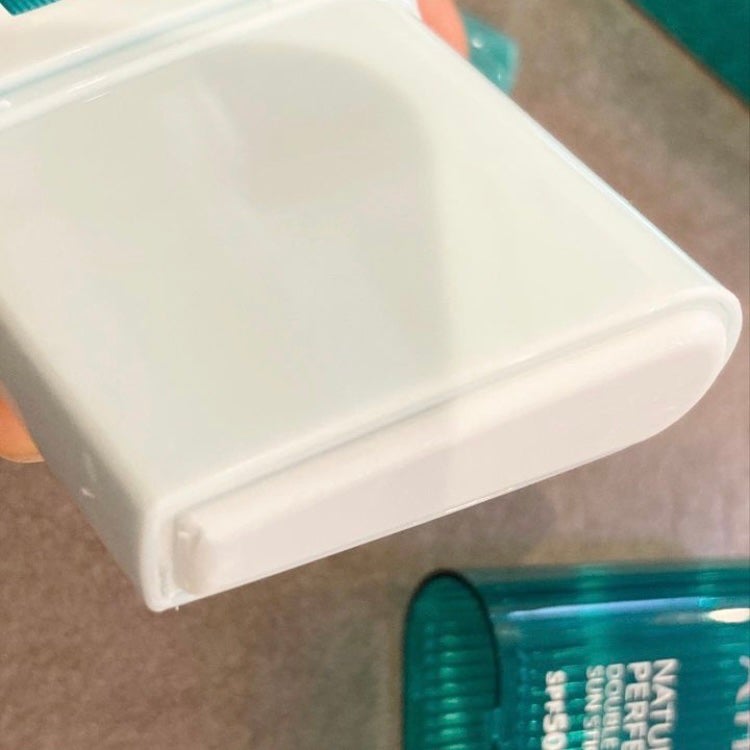 ナチュラル パーフェクション ダブル シールド サンスティック/AHC/日焼け止めスティックを使ったクチコミ(2枚目)