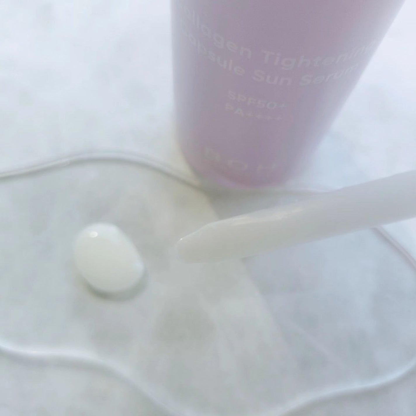 プロバイオダームコラーゲンタイトニングカプセルサンセラム/BIOHEAL BOH/日焼け止めローションを使ったクチコミ(4枚目)