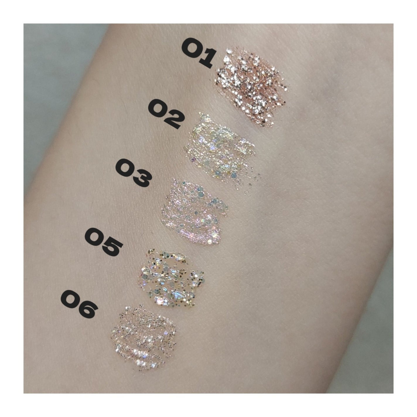 グリッター イルミネーションライナー R/CipiCipi/リキッドアイライナーを使ったクチコミ(7枚目)