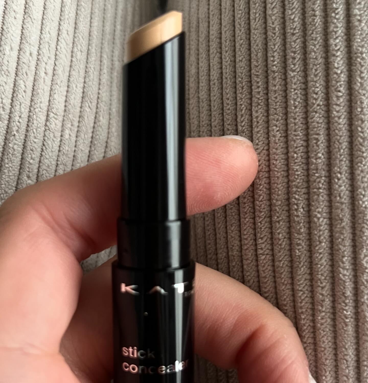 スティックコンシーラーA/KATE/スティックコンシーラーを使ったクチコミ（3枚目）