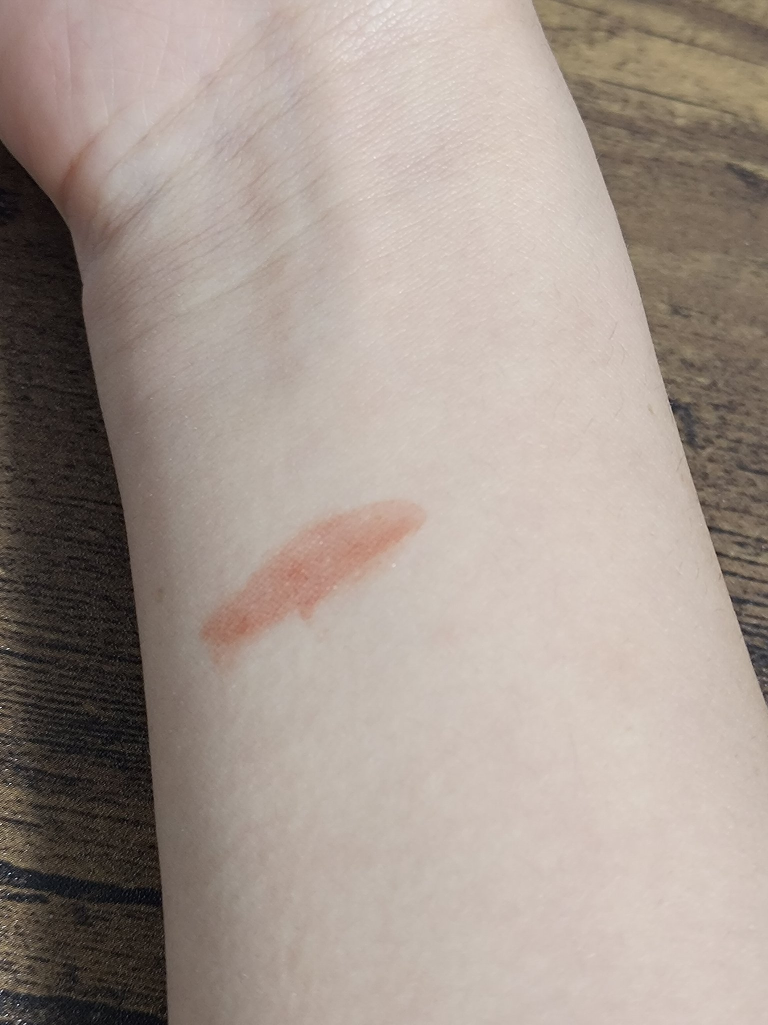 ネンマクフェイク リキッド BE330  したたるアプリコット/Visée/口紅を使ったクチコミ（3枚目）