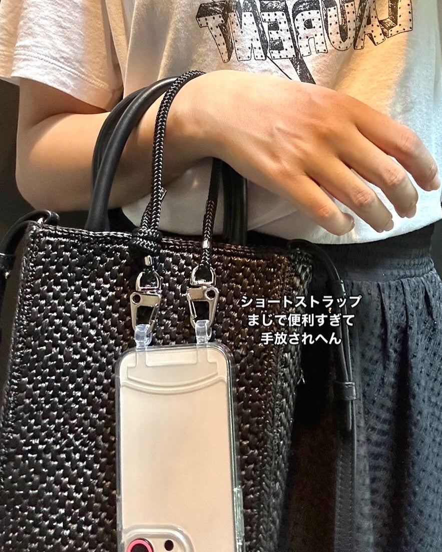 CHii.+フォロバ+.•° on LIPS 「私の歴代スマホアクセたち🫠何や急に←やねんけど昨日からスーパー..」(4枚目)