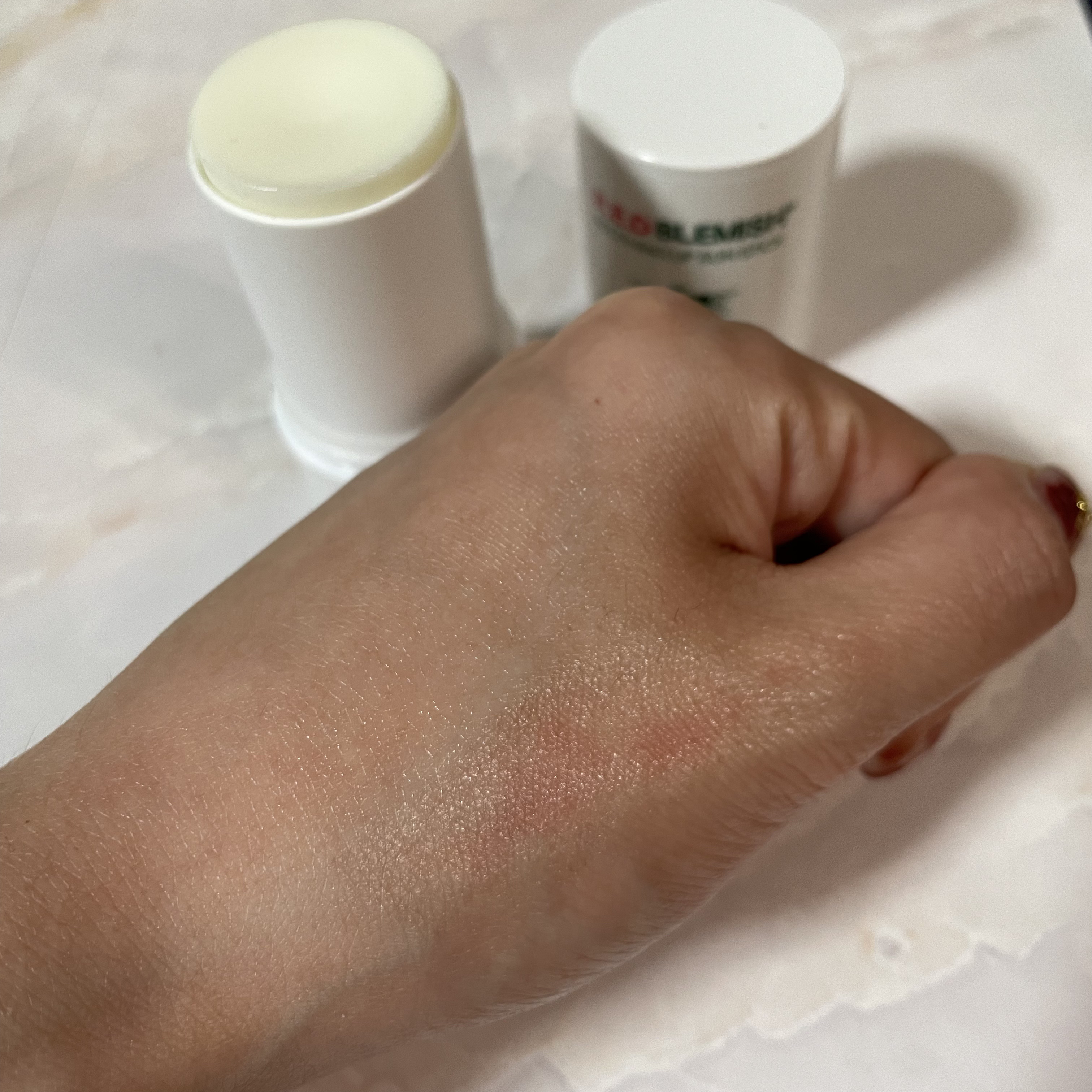 レッドブレミッシュスージングアップサンスティック/Dr.G/日焼け止めスティックを使ったクチコミ（3枚目）