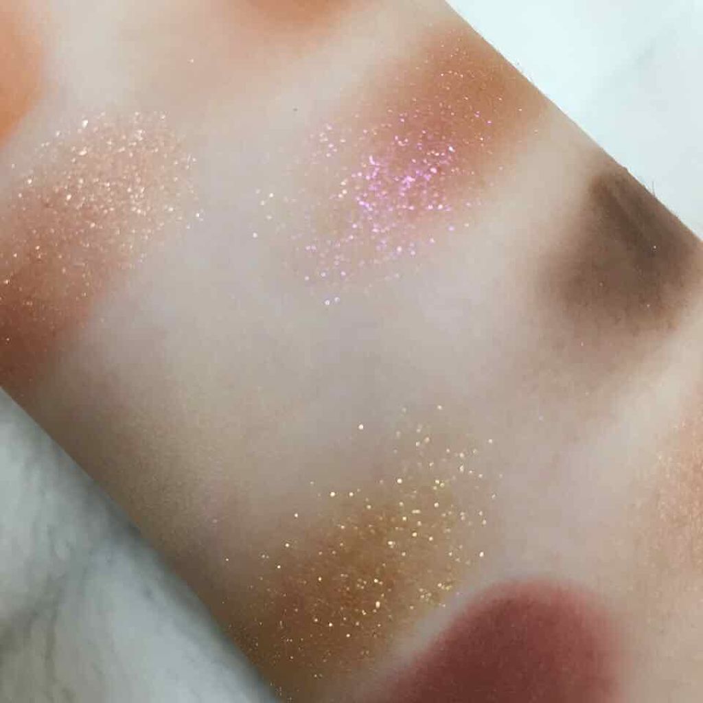 into the sunset eye color palette /H&M/アイシャドウパレットを使ったクチコミ(4枚目)