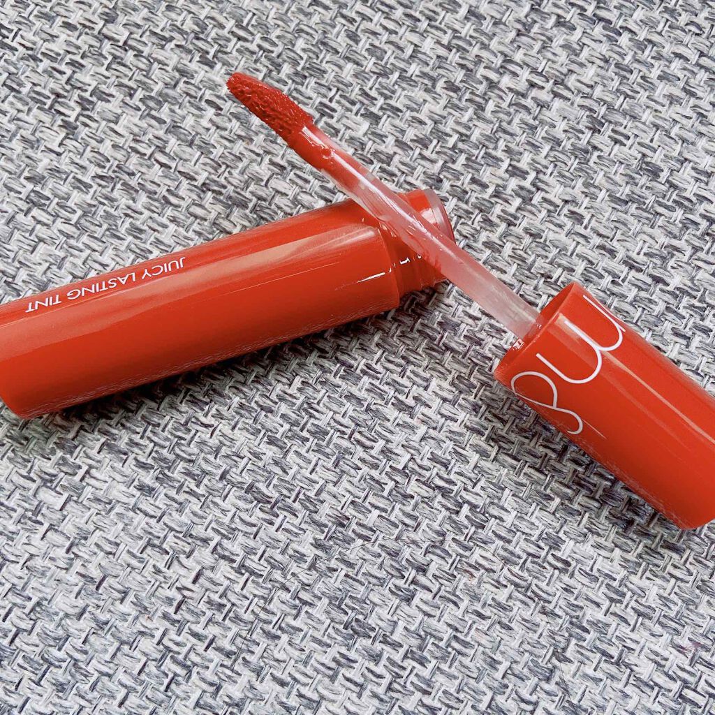 ジューシーラスティングティント/rom&nd/リップティントを使ったクチコミ(2枚目)