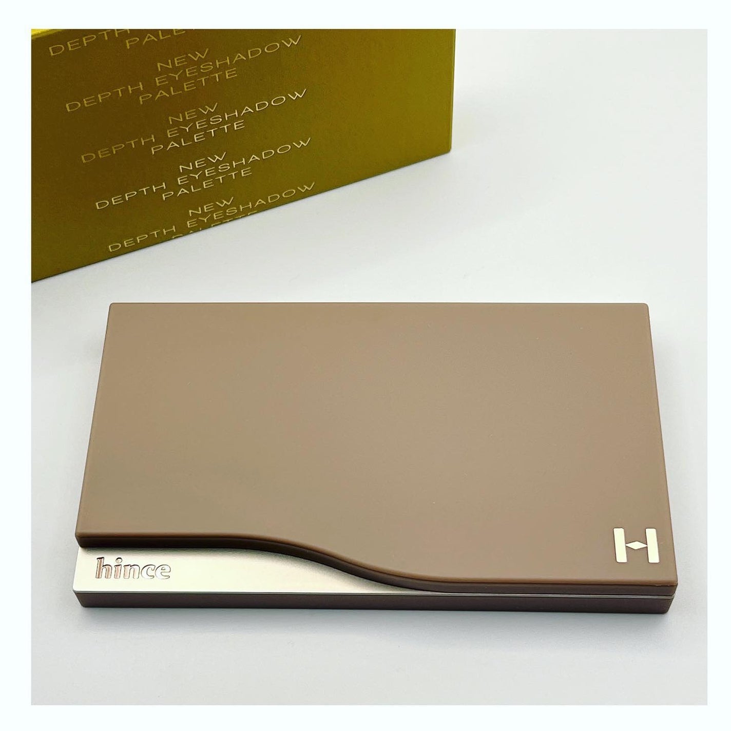 ニューデップスアイシャドウパレット/hince/アイシャドウパレットを使ったクチコミ(2枚目)