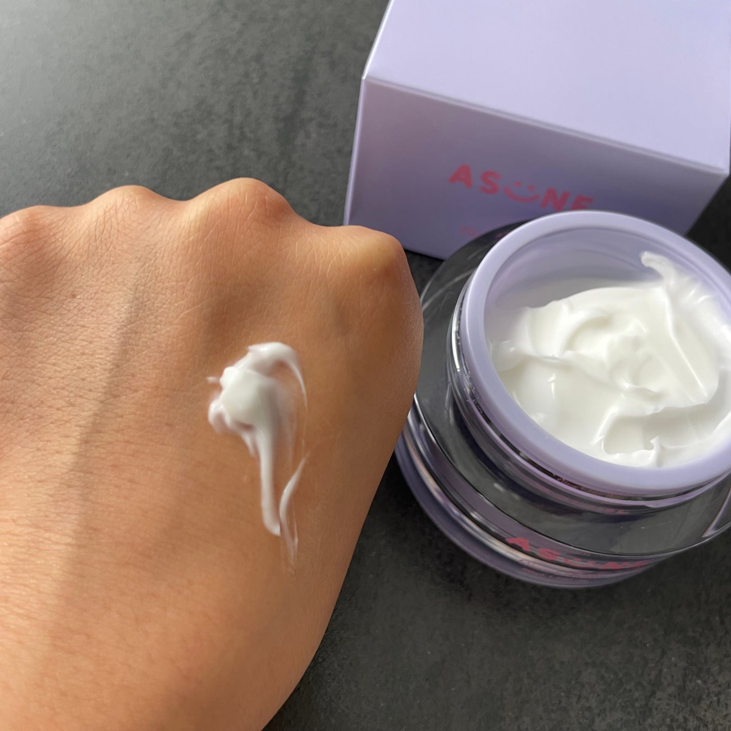 シカクリーム/ASUNE /フェイスクリームを使ったクチコミ(2枚目)