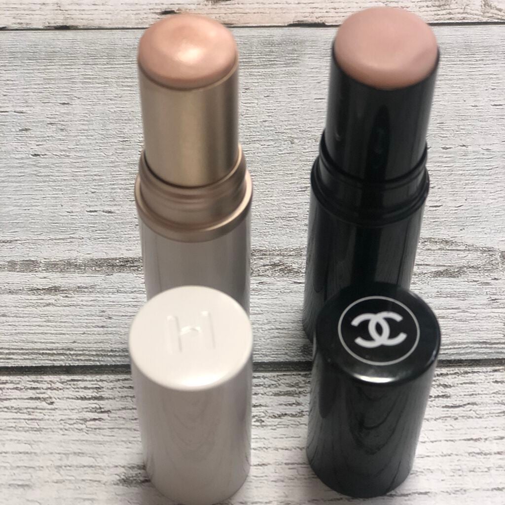 ボーム エサンシエル/CHANEL/スティックハイライトを使ったクチコミ(3枚目)