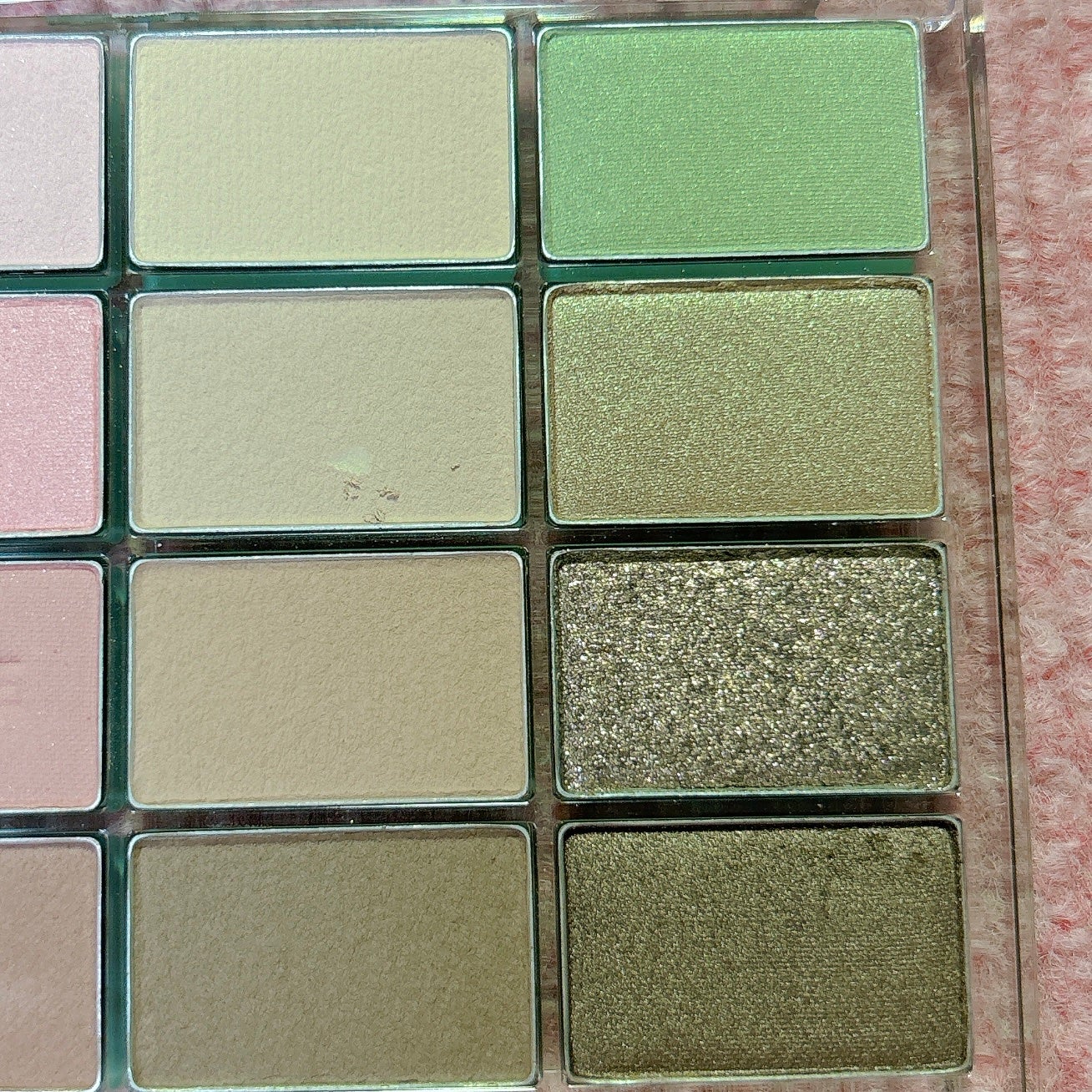 ソフトブラーリングアイパレット/wakemake/アイシャドウパレットを使ったクチコミ(5枚目)