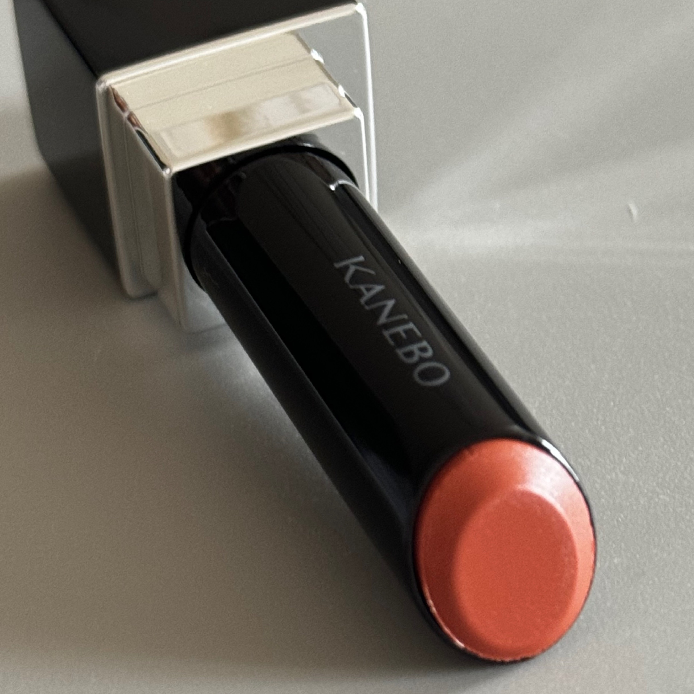 ルージュスターヴァイブラント V09 Innocent Mood/KANEBO/口紅を使ったクチコミ（2枚目）