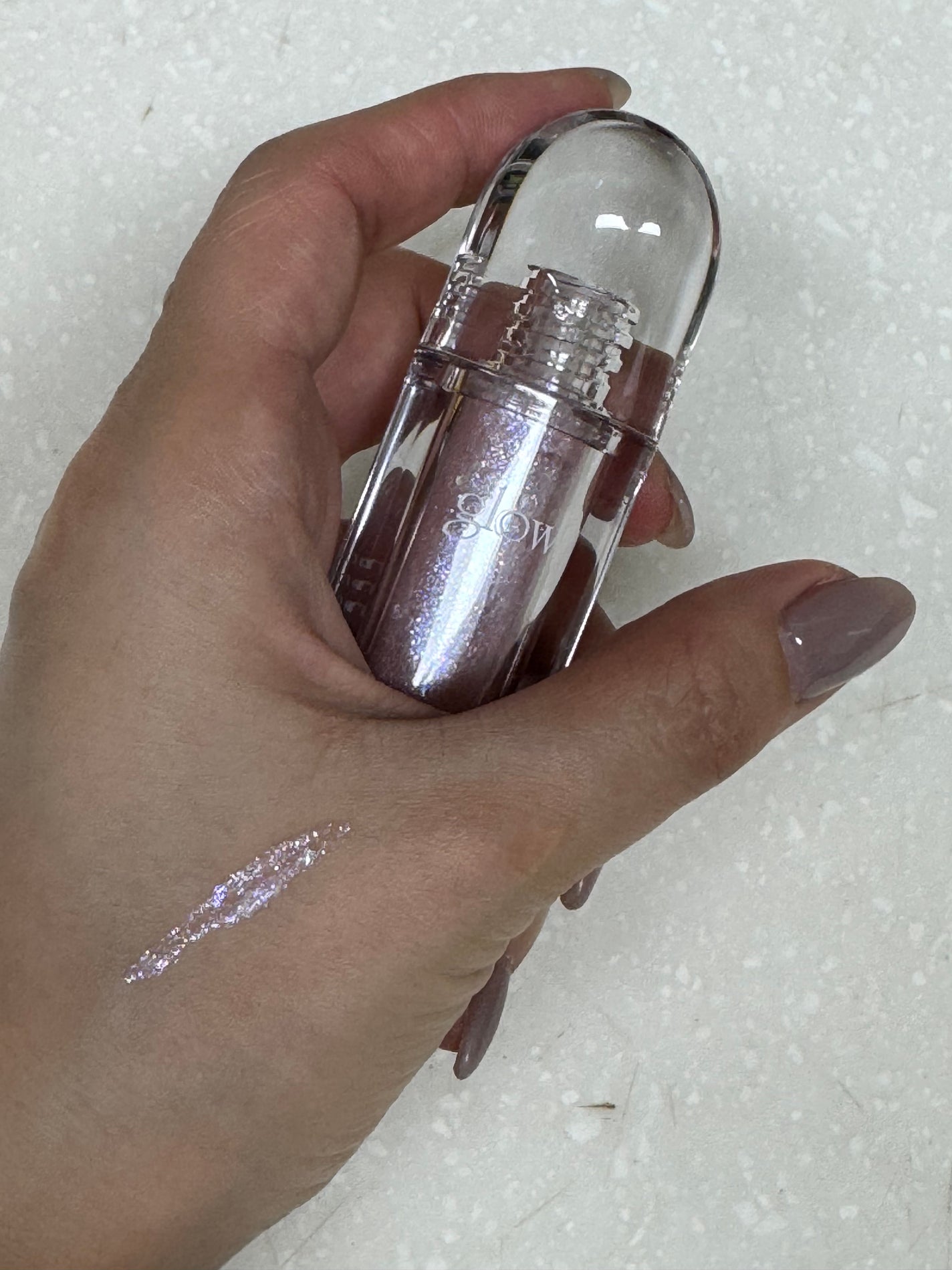 グラスグリッター/glow/グリッターを使ったクチコミ(2枚目)